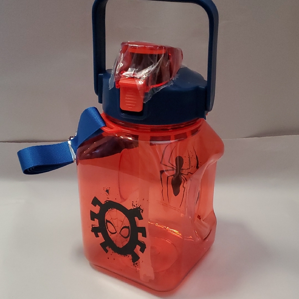 Spider-Themed Red and Blue Kids 50oz Water Bottle‎